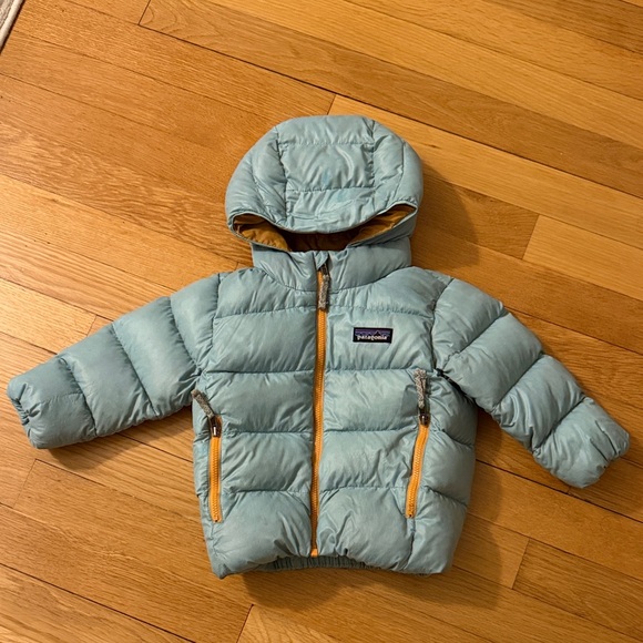Patagonia Baby Teal Puffer Jacket - Picture 1 of 6